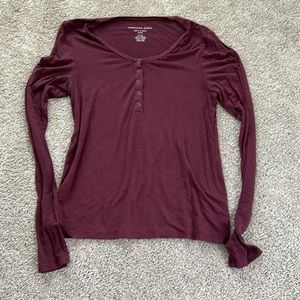 American Eagle Soft and Sexy Long Sleeve- burgundy